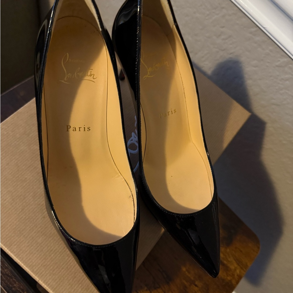 Christian Louboutin Black Patent Leather Pointed Toe Pumps with Red Soles - Picture 5 of 13